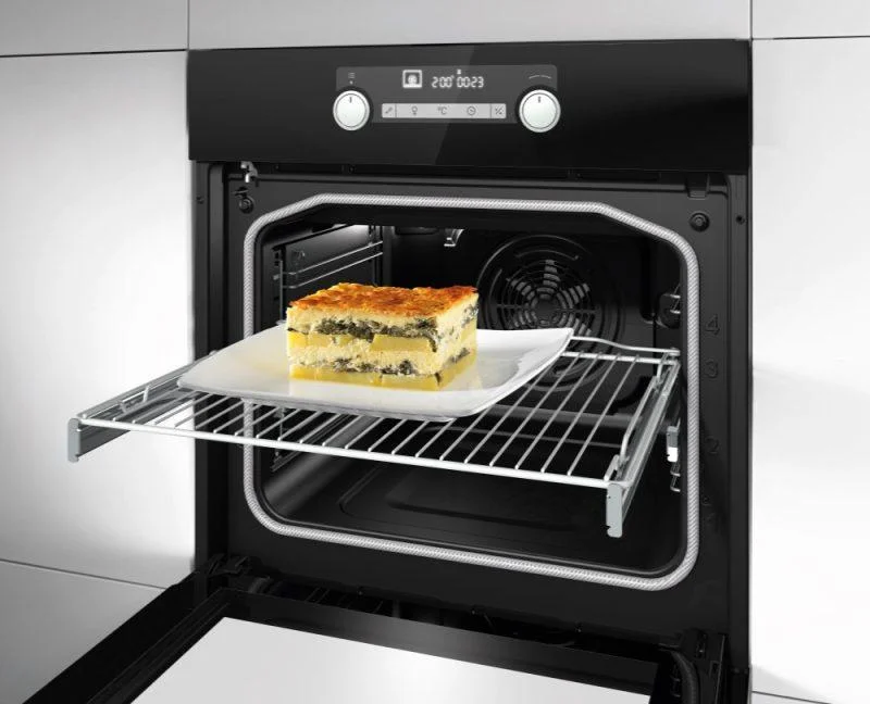Hisense Built-in Multifunction Oven BSA5221ABUK with Even Bake & Steam Add, 71 litre, Digital Display, Black Colour Built-in Ovens 4